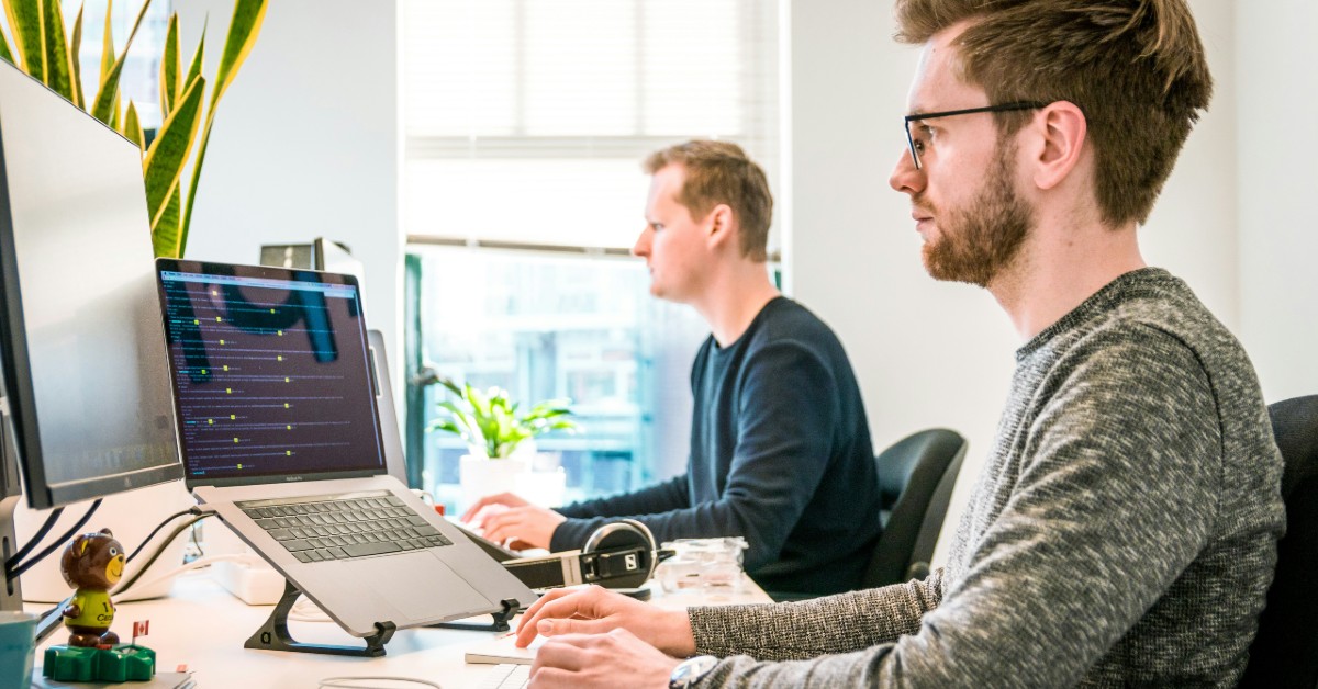 How to choose the right b2b SEO consultant